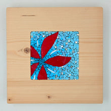 Laden Sie das Bild in den Galerie-Viewer, 20Quadro Fiore Rosso 001