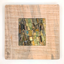 Laden Sie das Bild in den Galerie-Viewer, 20Quadro Green Texture 74