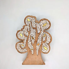 Laden Sie das Bild in den Galerie-Viewer, Großer dunkelroter Baum