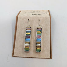 Carica l'immagine nel visualizzatore di Gallery, Orecchini lunghi Ricamo chiaro