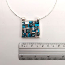 Carica l'immagine nel visualizzatore di Gallery, Pendente Tessuto in celeste