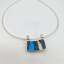 Carica l'immagine nel visualizzatore di Gallery, Collana rettangolare Optical in blu
