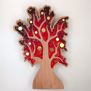 Albero rosso con frutti oro 108