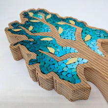 Laden Sie das Bild in den Galerie-Viewer, Großer dunkelroter Baum
