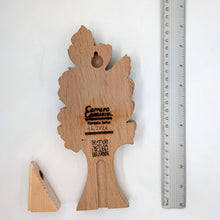 Laden Sie das Bild in den Galerie-Viewer, Großer dunkelroter Baum
