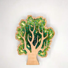 Carica l'immagine nel visualizzatore di Gallery, Albero verde con foglie oro 102
